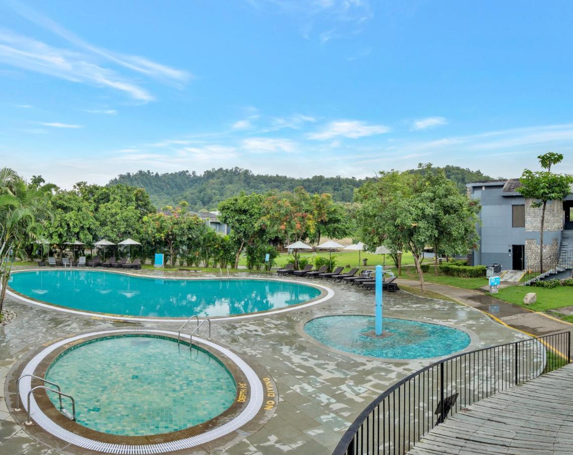 Отель Club Mahindra Corbett Garjia Экстерьер фото