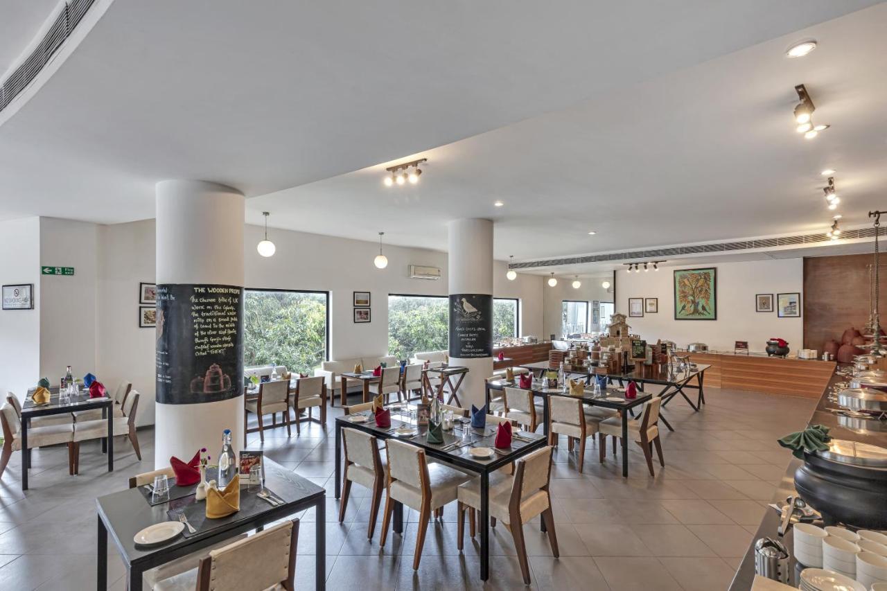 Отель Club Mahindra Corbett Garjia Экстерьер фото