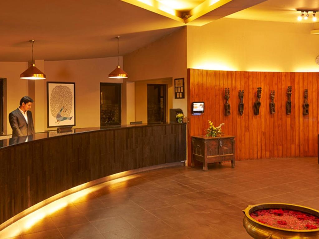 Отель Club Mahindra Corbett Garjia Экстерьер фото