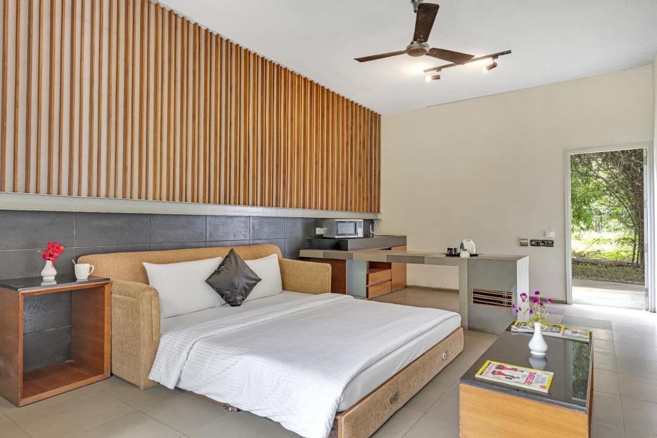 Отель Club Mahindra Corbett Garjia Экстерьер фото