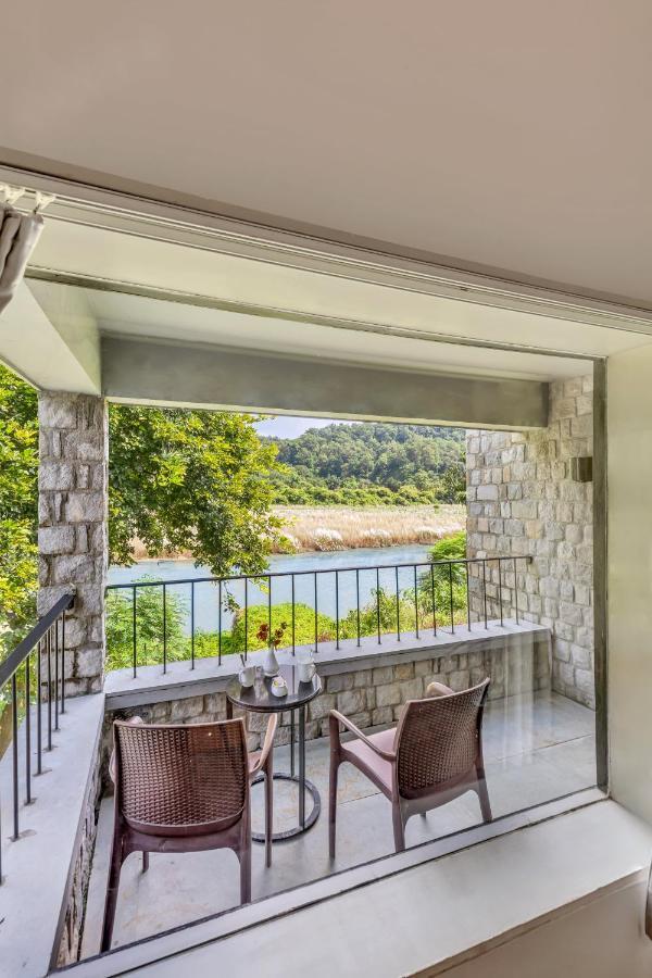 Отель Club Mahindra Corbett Garjia Экстерьер фото